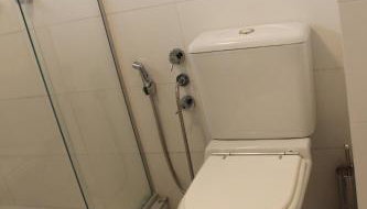 Apto com lareira, ar quente frio a 800m do centro - Foto 2, Shower