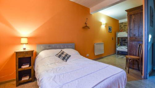 Holiday Home in Saint-Beauzire with Garden and Private Terrace - Foto 5