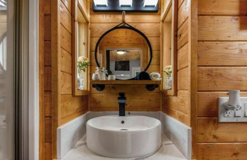 Tiny Farmhouse on Wheels - Foto 11