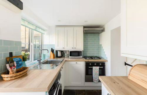 Pass the Keys Cosy Cottage 17th century Garden Parking - Photo 9