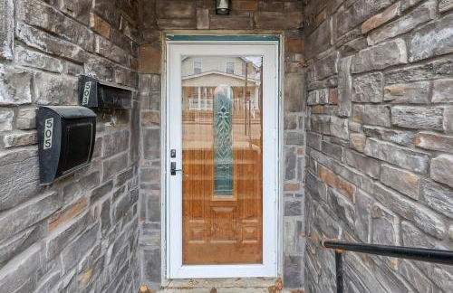 German Village Hidden Gem - 3 BR, Parking l Value - Foto 34