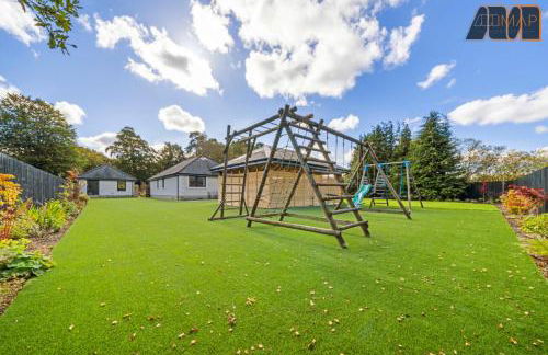 Large Family Home with Hot Tub or Jacuzzi, Log Burner - Foto 42