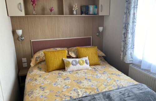 Carre Retreat with private hot tub - Photo 18