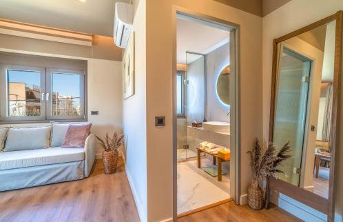 Minotaur's Rest - Luxury Residences with Free Private Parking, near Port & Airport - Foto 41