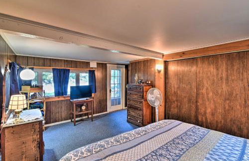 Life on the Lake with Private Dock and Fire Pit! - Foto 12