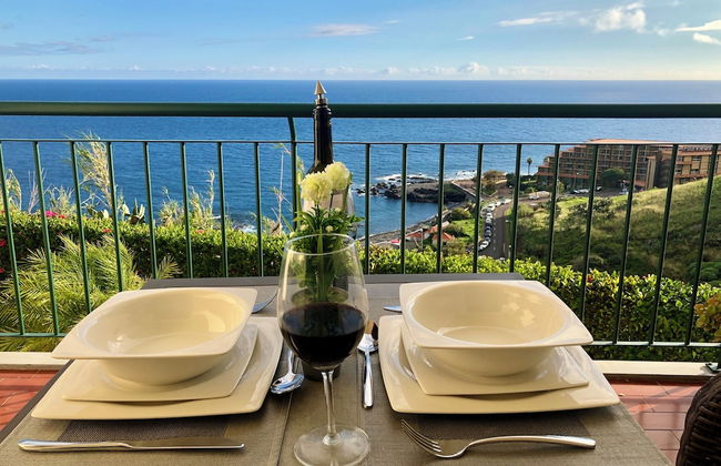 Oceanic Apartments - Photo 3