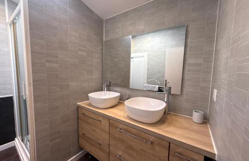 Relais des Arts, très spacieux et lumineux centre ville thouars - Foto 8