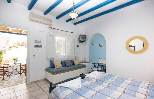 George's beach studios Aliki Paros - Photo 40