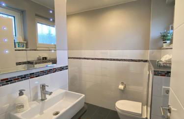 Haus Ostend Ganzes Ferienhaus mit Garten ideal für zwei Erwachsene und zwei Kinder - Foto 9