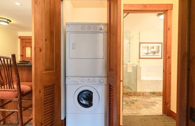 2 BR Lodge at Spruce Peak - Photo 16