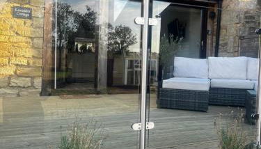 Lavender Cottage - Photo 3