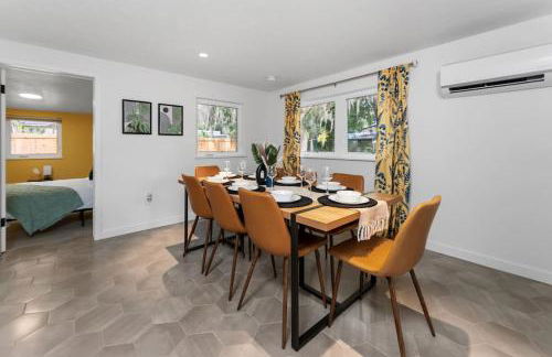 Smart Bungalow: 10-min to UF, Central Location - Foto 3