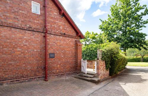 Hidden Gem Hideaway w/ Free Parking - Photo 37