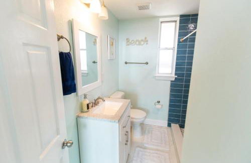 Centrally Located Efficiency One Mile to the Beach! - Foto 9