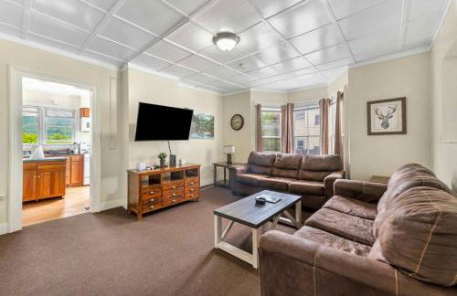 Left Field All Star Baseball Rentals - Foto 1