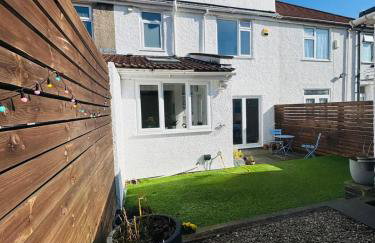 Redland's Fun & Colourful Artistic House - Foto 37