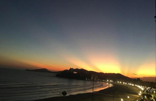 Frente ao Mar Living Aconchegante pet friendyr - Foto 47