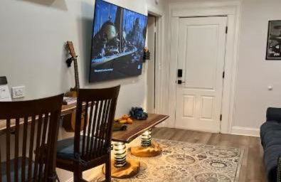 Cozy Downtown Cottage - Parking, Pet Friendly! - Foto 1