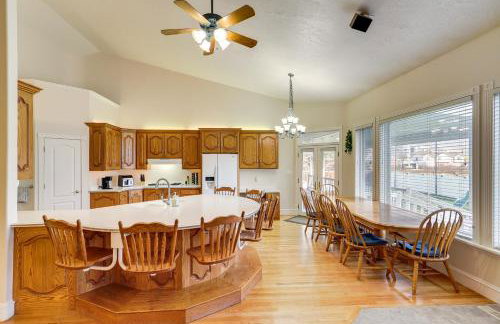 Game Room and Playground! Huge Family Home in Orem - Photo 6