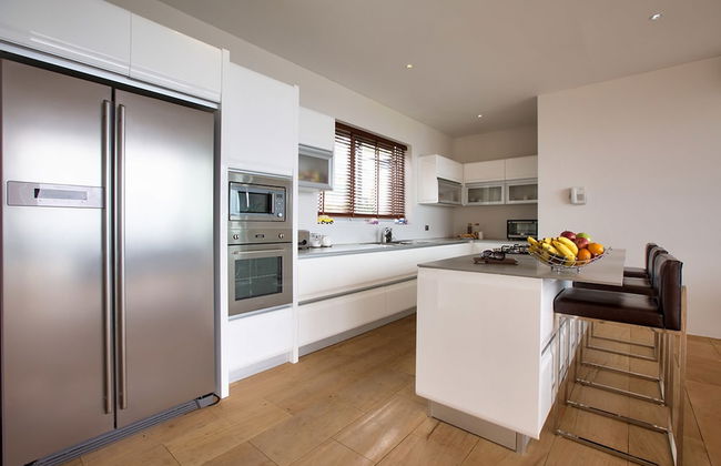 18 Bedroom Luxury Sea View Villas - Photo 27