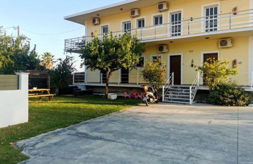 Anatolikos Rooms - Foto 32