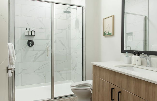 Mint House Nashville - Marathon Village - Photo 25