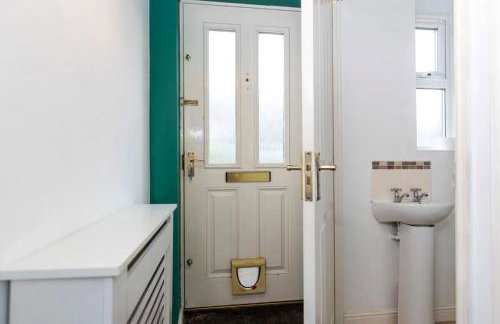 DiscountsContractorsWIFIFree ParkingSmart TV - Foto 7