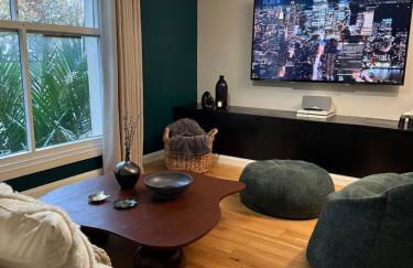 W9 Gem Stylish 2 Bed Flat - Photo 5