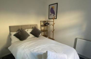 Convenient 3 bed Swansea house close to City & Bay - Foto 16