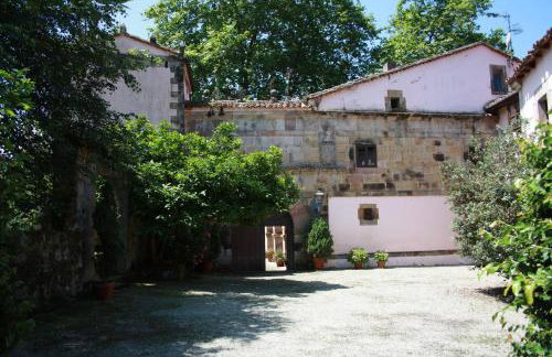 Palacio de Hualle - Photo 62