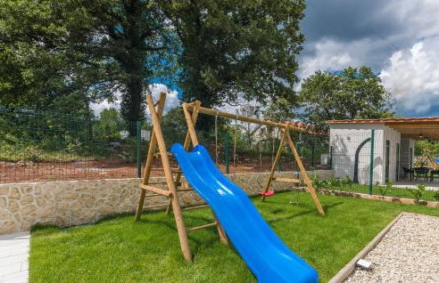 Villa Macan with Private Pool, Sauna & Garden - Photo 16