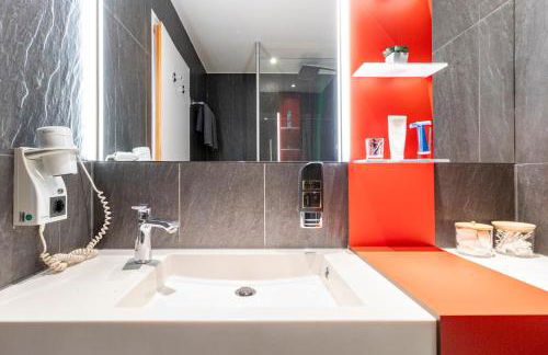 Nähe Frankfurt Messe mit Netflix und Balkon - Foto 23