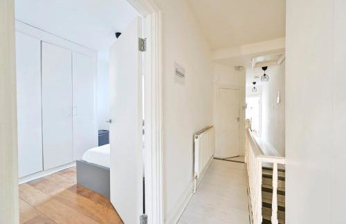 2-Bed, Sleeps 8 in Leyton E10, Near Stratford - Foto 15