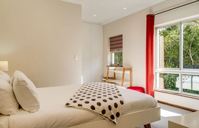 Charming Home With Mountain Views at Rivendell - Photo 20