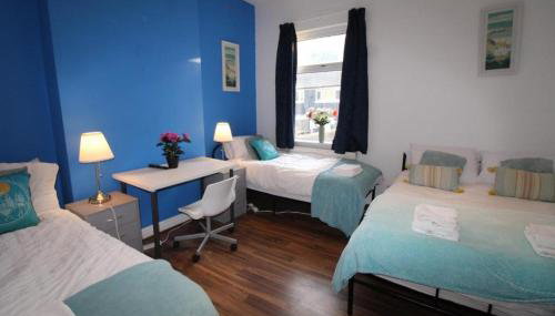 Ridge House - Photo 3