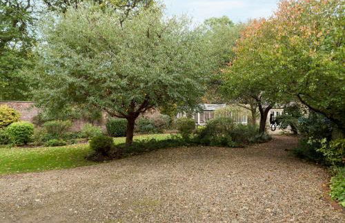 The Coach House - Photo 34