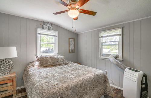 Wooded Cottage with Fire Pit and Boat Parking - Foto 13