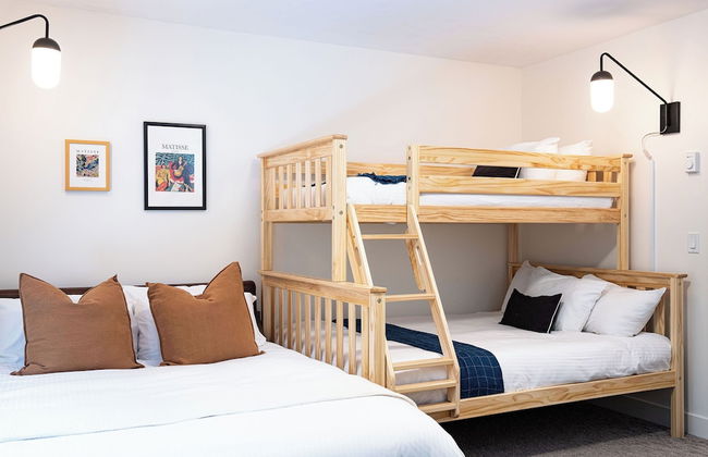 Revelation Retreat by Revelstoke Vacations - Foto 7