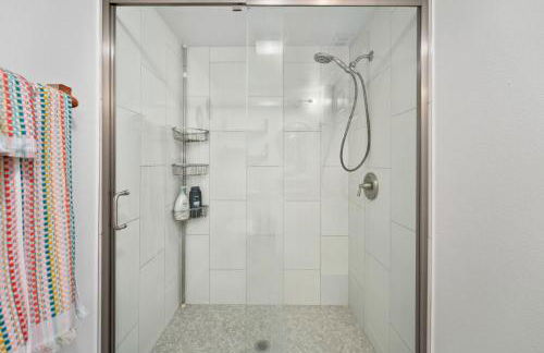 New! Entire House, 5 Minutes from downtown - Foto 8