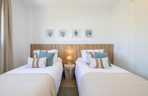 Luxury Penthouse Duplex ONE80 by AORA STAY - Photo 12