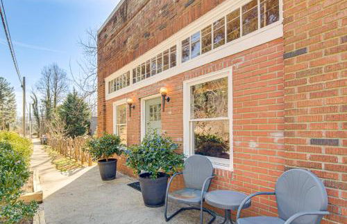 Private Hot Tub, Steps to Main St Saluda Retreat - Foto 41