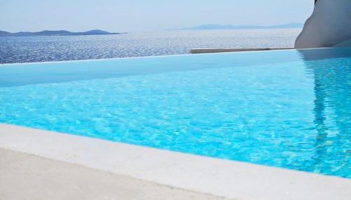 ELLI TROPiCAL LUXURY SUITES SUNSET-INFINITY POOL- SEA SIDE-NEAR CENTER PARKING - Foto 2
