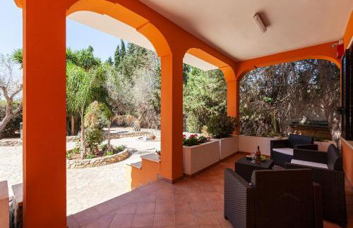 Villa piscina giardino recintato 5 camere WiFi barbecue Aria condizionata - Foto 8