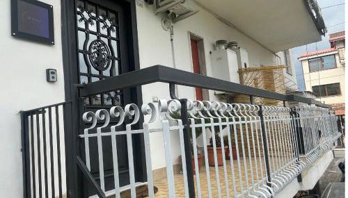 Blue House - Photo 3