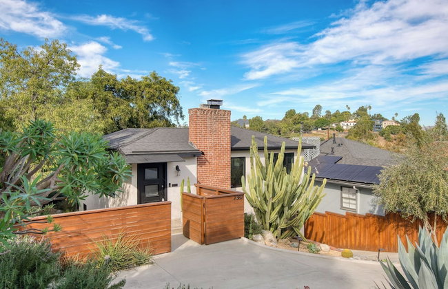 Silver Screen by Avantstay Luxe Backyard Escape - Photo 70