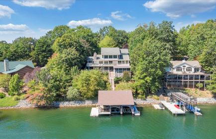 Lake Allure - Private Dock, Indoor Pool, and Hot Tub - Foto 51