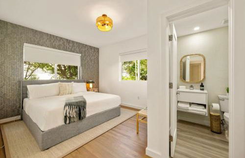 Lux Designer Apt 2BR and 2BA in the Heart of MIA Beach - Foto 13