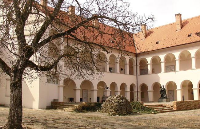 Von Feudalismus zu Kommunismus - Private Tour - Foto 1