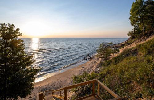 Tranquil Shores Relax on Lake Michigan 4BR, 4BA - Foto 1