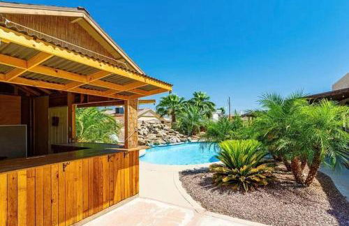 Spacious 3 BR with Pool Minutes Away from Lake - Foto 18